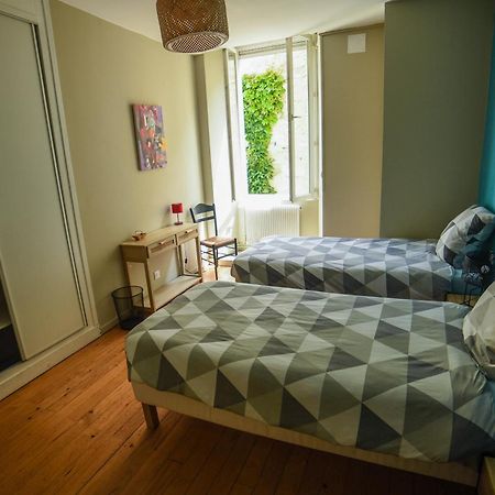 Amani Hostel لا ريول المظهر الخارجي الصورة