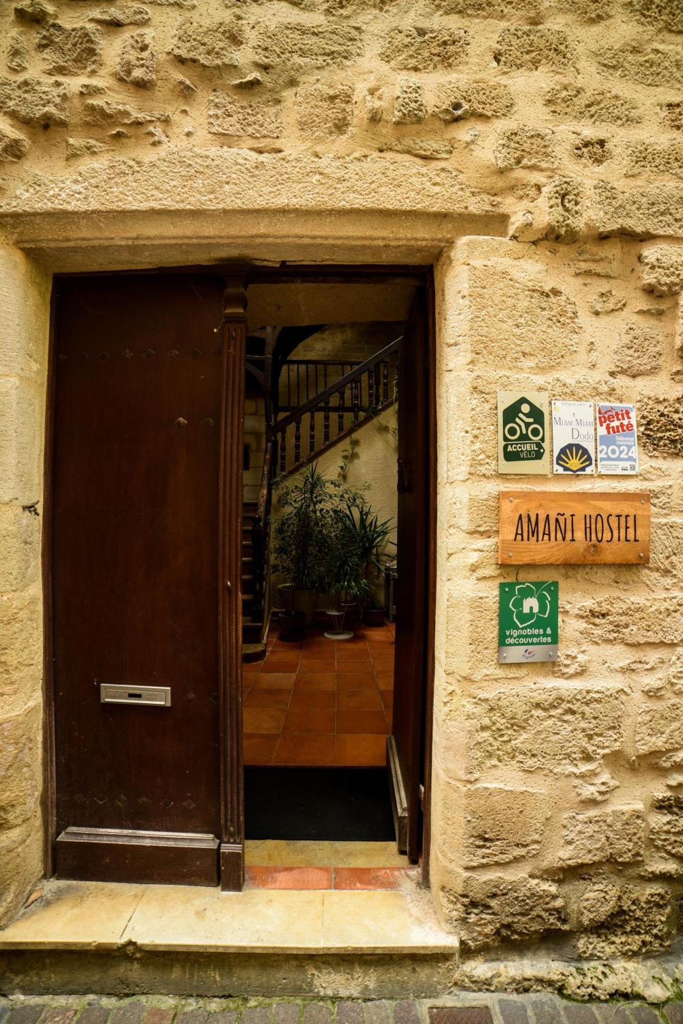 Amani Hostel لا ريول المظهر الخارجي الصورة